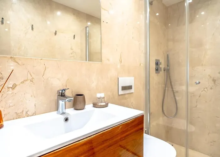 Appartamento Kelly'S Nest Heart Of Town Shellter-Rentals Saint-Tropez